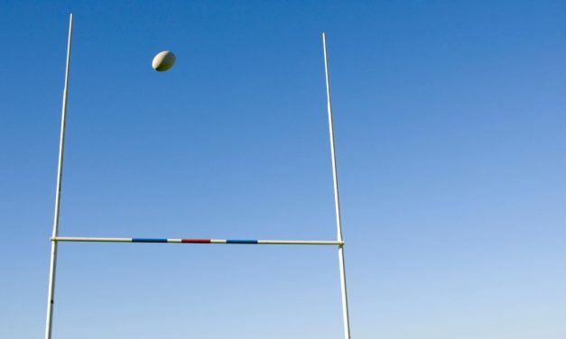 Quels sont les éléments essentiels de protection dans l’équipement de rugby ?